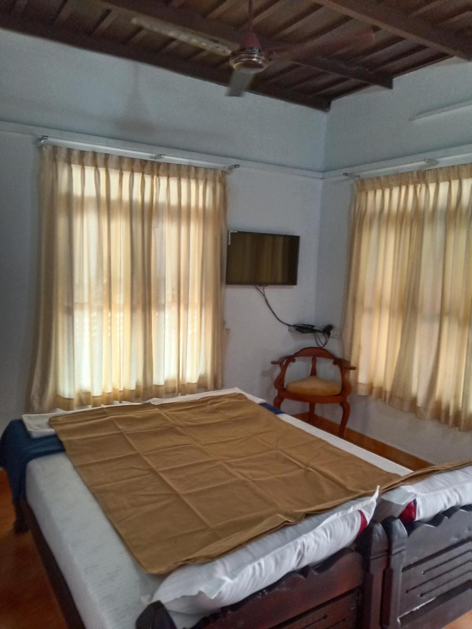 Palmy Lake Resort Alappuzha Chambre photo